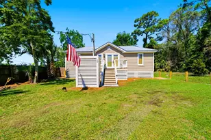 10 Bayview Dr, Apalachicola, FL 32320 - Photo 3