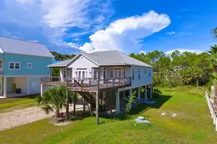 327 Bradford St, Saint George Island, FL 32328 - Photo 3