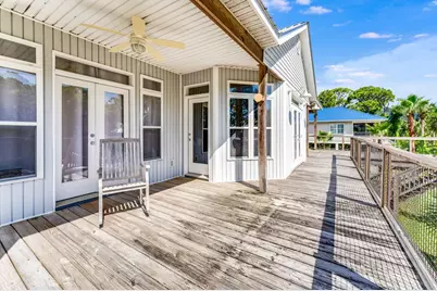 327 Bradford St, Saint George Island, FL 32328 - Photo 5