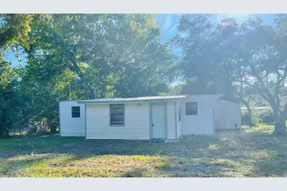 1210 NE 1st St, Carrabelle, FL 32322 - Photo 1