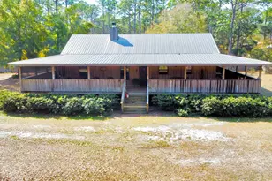 1651 Linden Rd, Apalachicola, FL 32320 - Photo 3