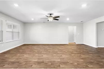 3927 Alva Thomas Rd, Panama City, FL 32404 - Photo 9