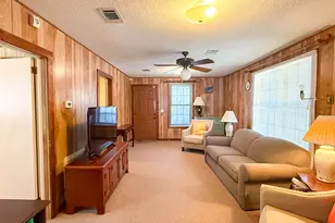 902 Tallahassee St, Carrabelle, FL 32322 - Photo 15