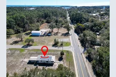 902 Tallahassee St, Carrabelle, FL 32322 - Photo 5