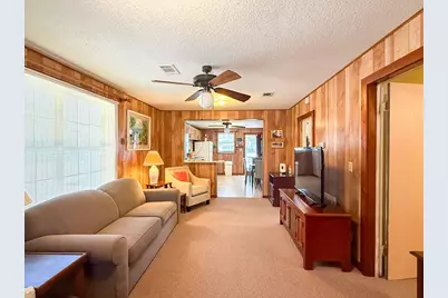 902 Tallahassee St, Carrabelle, FL 32322 - Photo 11