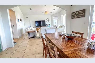 949 West Gulf Beach Dr, Saint George Island, FL 32328 - Photo 17