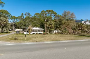 515 Hwy 98 W, Apalachicola, FL 32320 - Photo 1
