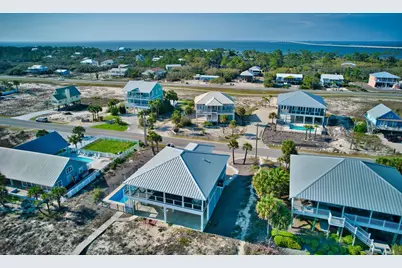325 W Gorrie Dr, Saint George Island, FL 32328 - Photo 45