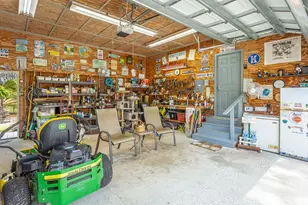 301 Sweet Bay Cir, Eastpoint, FL 32328 - Photo 47