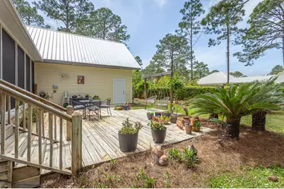 301 Sweet Bay Cir, Eastpoint, FL 32328 - Photo 43