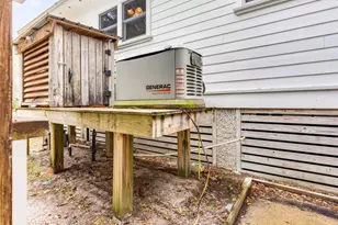 133 Pogy Rd, Apalachicola, FL 32320 - Photo 31