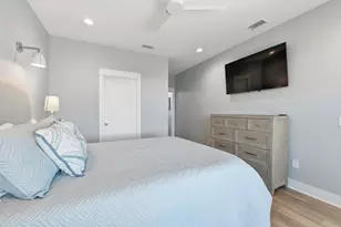 548 W Pine Ave, Saint George Island, FL 32328 - Photo 15