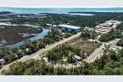 108 Plantation Dr, Carrabelle, FL 32322 - Photo 5