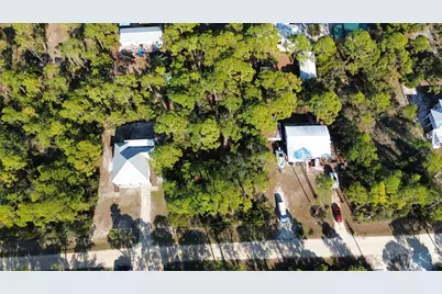 315 Howell St, Saint George Island, FL 32328 - Photo 3