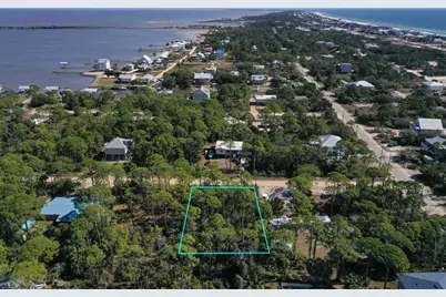 308 Howell St, Saint George Island, FL 32328 - Photo 13