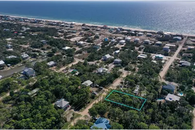 308 Howell St, Saint George Island, FL 32328 - Photo 15