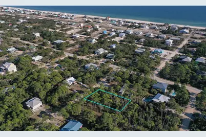 308 Howell St, Saint George Island, FL 32328 - Photo 9