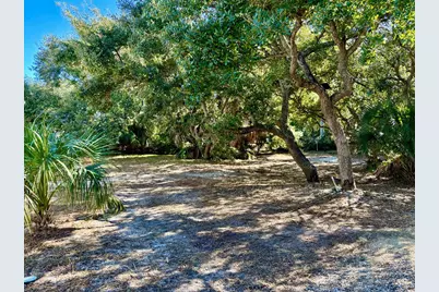 316 W Pine Ave, Saint George Island, FL 32328 - Photo 23