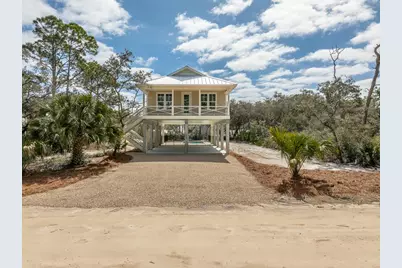 872 W Pine Ave, Saint George Island, FL 32328 - Photo 7