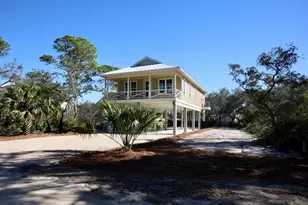 872 W Pine Ave, Saint George Island, FL 32328 - Photo 3