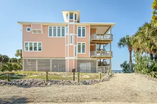 505 W Sawyer St, Saint George Island, FL 32328 - Photo 3