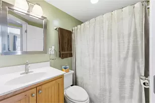 909 W Gulf Beach Dr, Saint George Island, FL 32328 - Photo 25