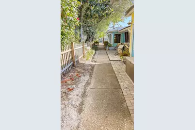 51-6 E Pine St, Lanark Village, FL 32323 - Photo 9