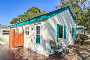 516 E Pine St, Lanark Village, FL 32323 - Photo 5