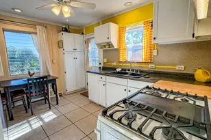 516 E Pine St, Lanark Village, FL 32323 - Photo 23