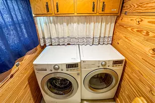 516 E Pine St, Lanark Village, FL 32323 - Photo 35