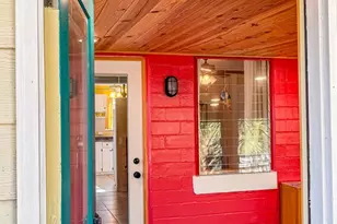 516 E Pine St, Lanark Village, FL 32323 - Photo 11