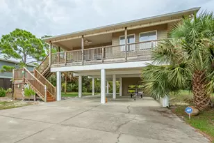 848 W Bay Shore Dr, Saint George Island, FL 32328 - Photo 5