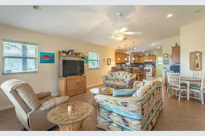 848 W Bay Shore Dr, Saint George Island, FL 32328 - Photo 13