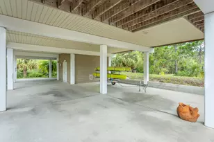 848 W Bay Shore Dr, Saint George Island, FL 32328 - Photo 5