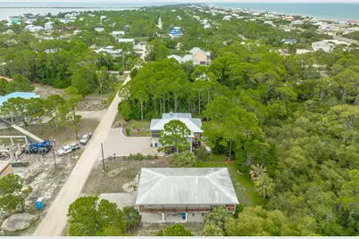 848 W Bay Shore Dr, Saint George Island, FL 32328 - Photo 39