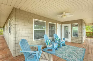 848 W Bay Shore Dr, Saint George Island, FL 32328 - Photo 11
