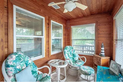 848 W Bay Shore Dr, Saint George Island, FL 32328 - Photo 23