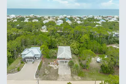 848 W Bay Shore Dr, Saint George Island, FL 32328 - Photo 37