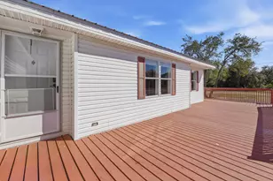 44 Jefferson St, Eastpoint, FL 32328 - Photo 11