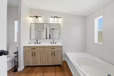 44 Jefferson St, Eastpoint, FL 32328 - Photo 31