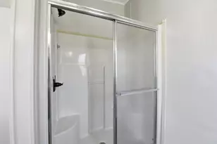 44 Jefferson St, Eastpoint, FL 32328 - Photo 33