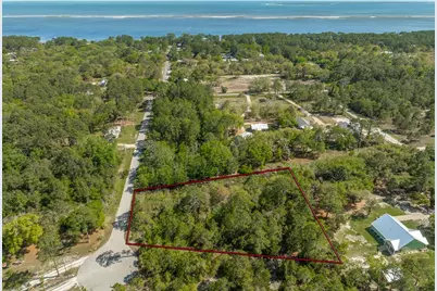 226 Franklin St, Lanark Village, FL 32323 - Photo 1