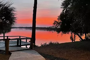 1117 Bragdon St, Carrabelle, FL 32322 - Photo 3