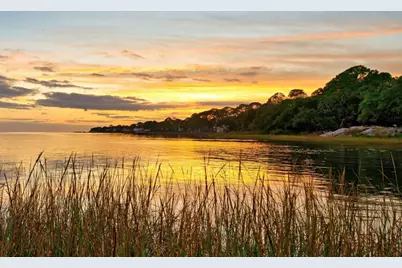 150 Kansas St, Lanark Village, FL 32323 - Photo 9