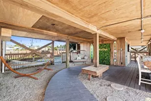 601 E Gorrie Dr, Saint George Island, FL 32328 - Photo 29