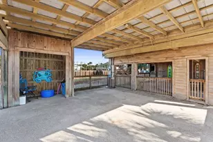 601 E Gorrie Dr, Saint George Island, FL 32328 - Photo 39