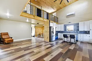 601 W 3rd St, Carrabelle, FL 32322 - Photo 9