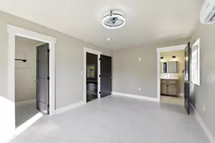 601 W 3rd St, Carrabelle, FL 32322 - Photo 35