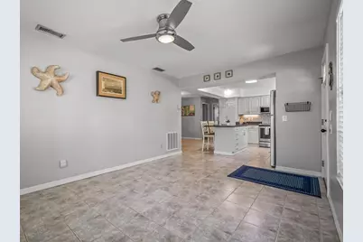 107 Infield Dr, Carrabelle, FL 32322 - Photo 9