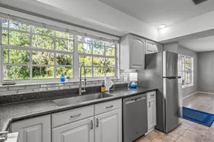 107 Infield Dr, Carrabelle, FL 32322 - Photo 13